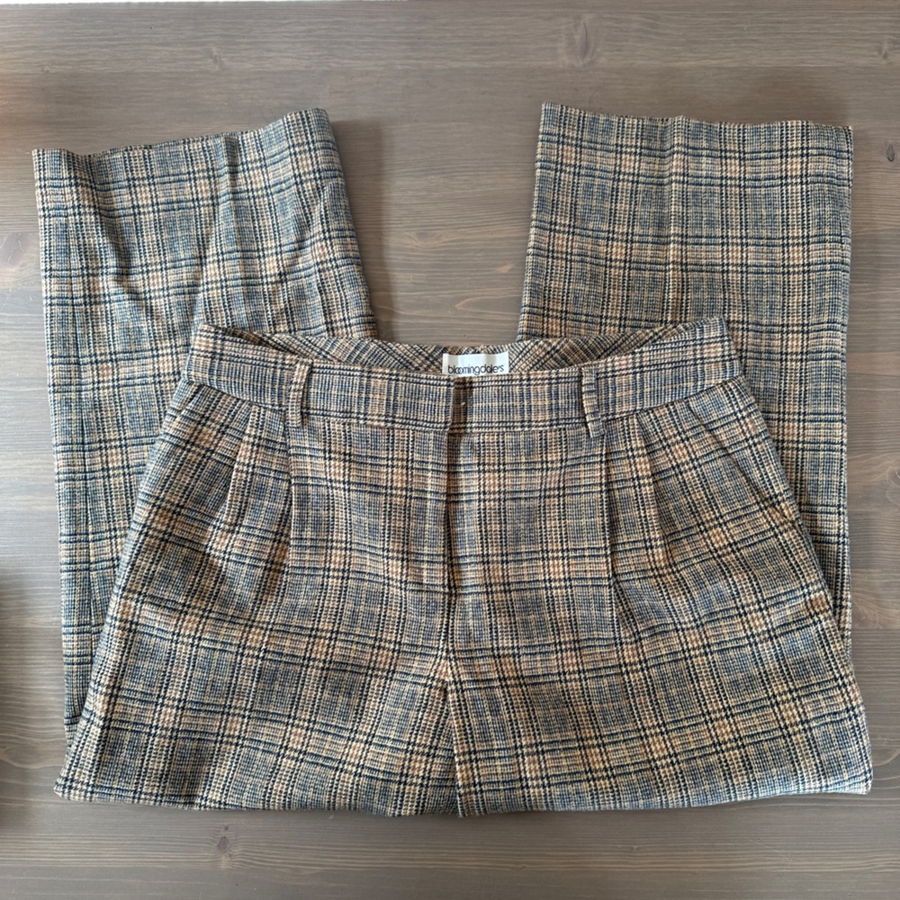 Bloomingdale's Plaid Ankle Crop Pants in Tan and Black